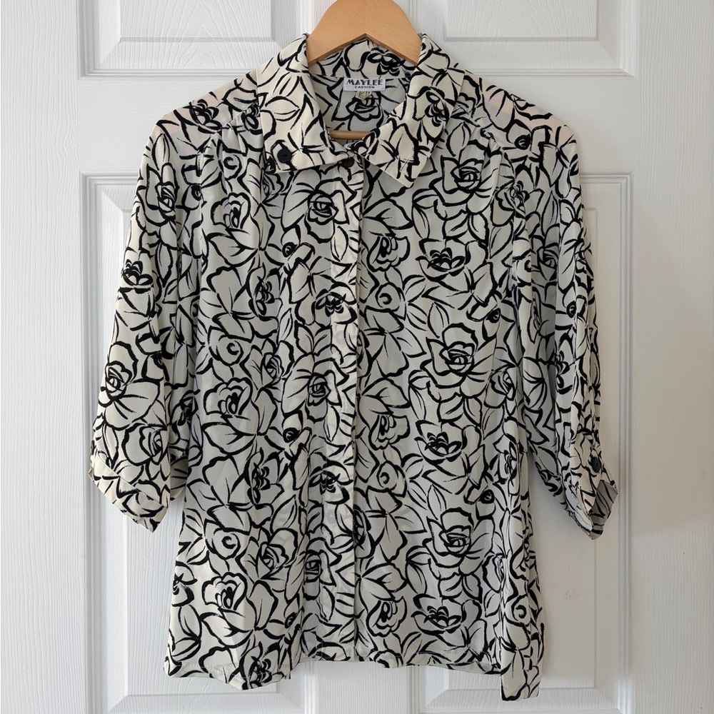 Vintage Patterned Black and White Floral Blouse